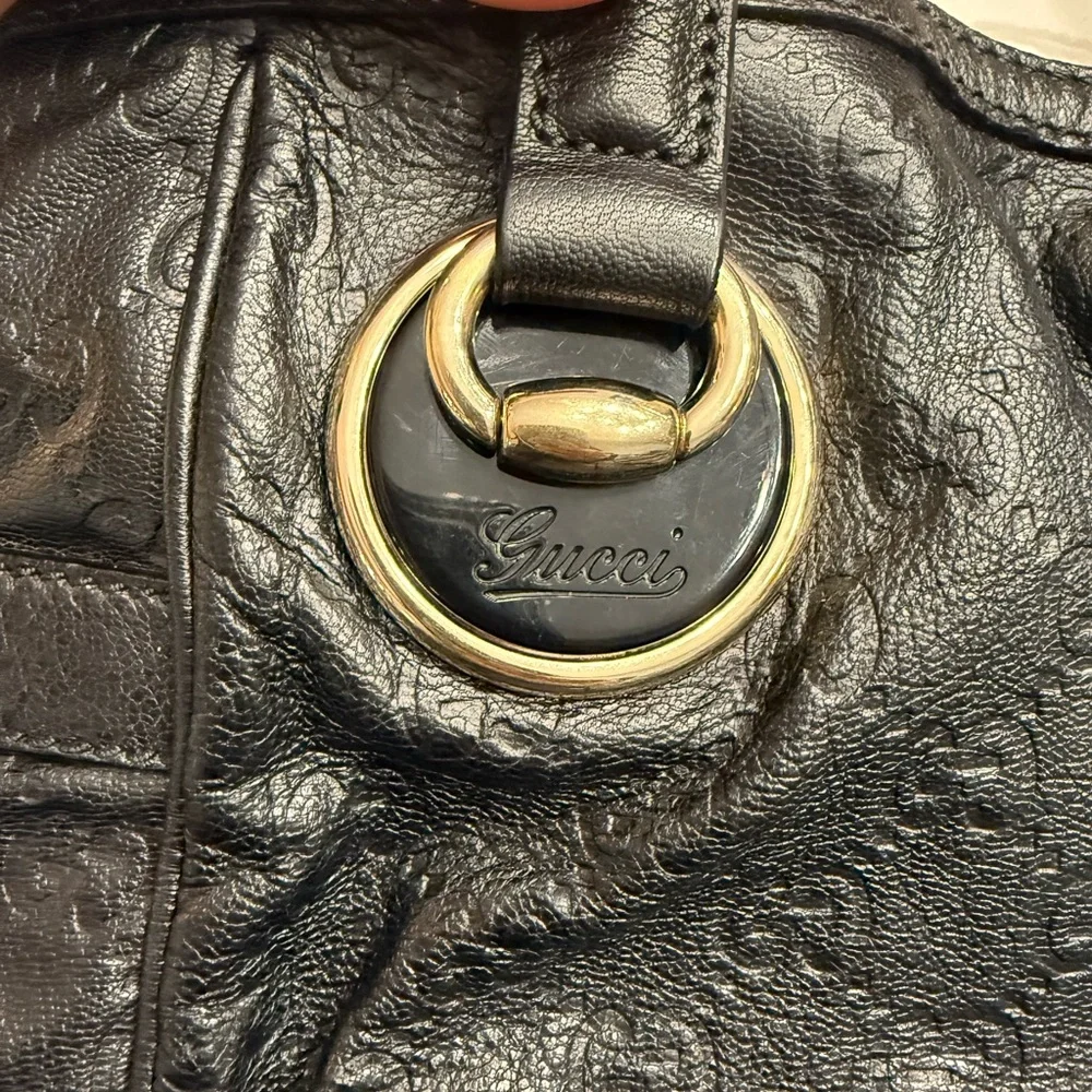 GUCCI Guccissima Leather Shoulder Bag Black Silver Hardware | Authentic - Picture 6 of 13